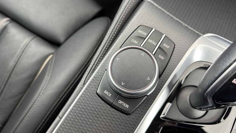 BMW 5 Series 530e M Sport 4dr Auto Saloon